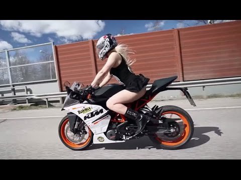 Can You Wear a Skirt on a Motorcycle