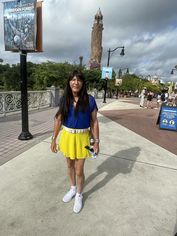 Can You Wear a Skirt to an Amusement Park