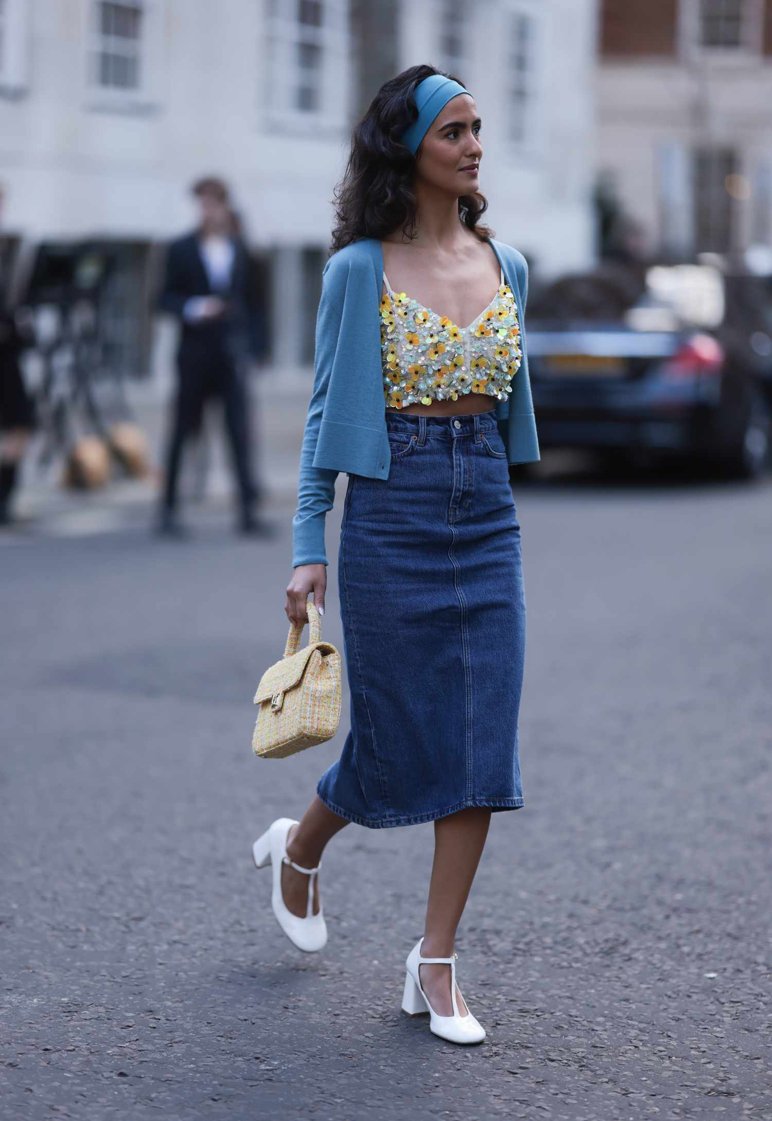 What to Wear With a Jean Skirt